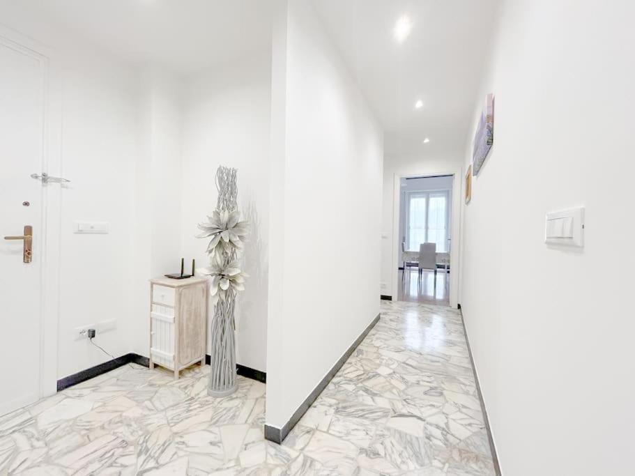 Elegant Apartment - Wifi - Smart Tv - Netflix Genova Esterno foto