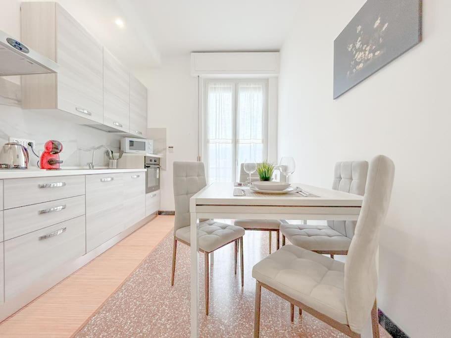 Elegant Apartment - Wifi - Smart Tv - Netflix Genova Esterno foto